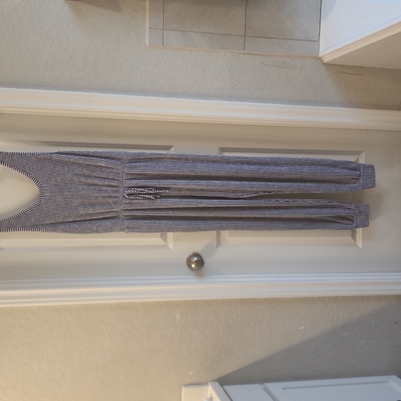 Romper - Picture 1 of 3